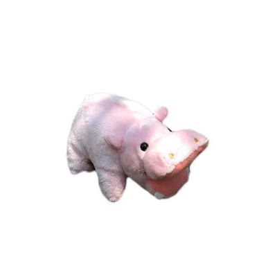 L'ippopotamo rosa dei bambini del bambino ha farcito i giocattoli animali della peluche