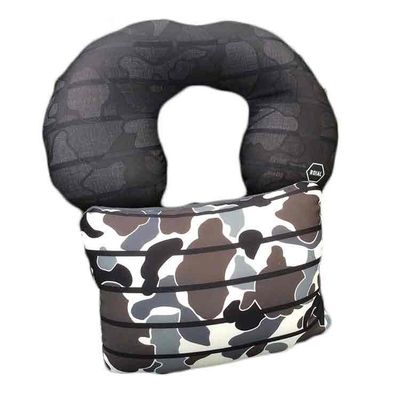 Cuscino della peluche farcito collo di U