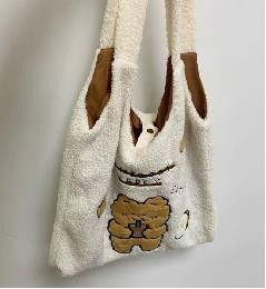 Una borsa su ordinazione farcita di compera Harajuku giapponese della peluche dello zaino dell'orso della spalla