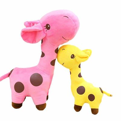 I produttori di Dongguan progettano Toy Giraffe Animal Soft Toy per il cliente farcito peluche